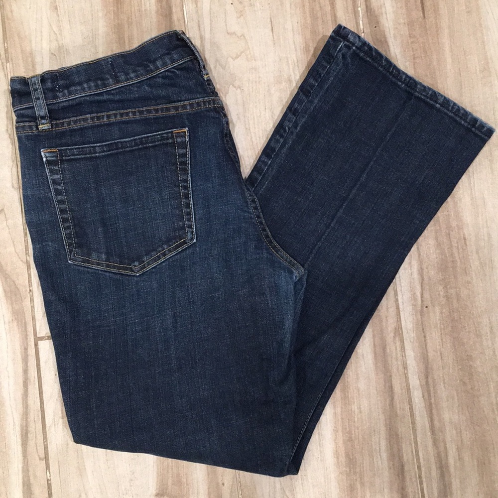 ✨ Gap Bootcut Dark wash Ankle Jeans ✨